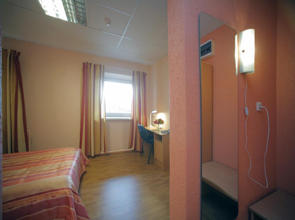 Rehe Hotel Tartu Buitenkant foto